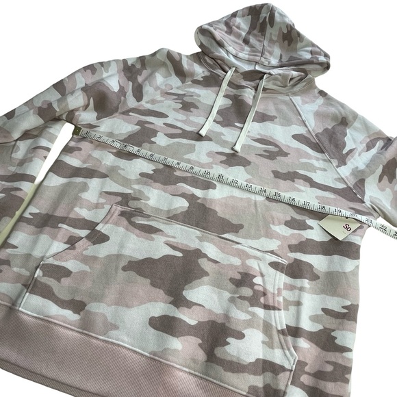 NWT SO Pink Camo Hoodie Size Large Juniors - Picture 4 of 6